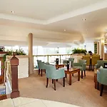 Westlodge & Leisure Centre Отель Бэнтри