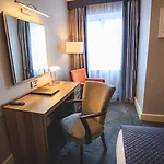 Westlodge & Leisure Centre Отель 4*