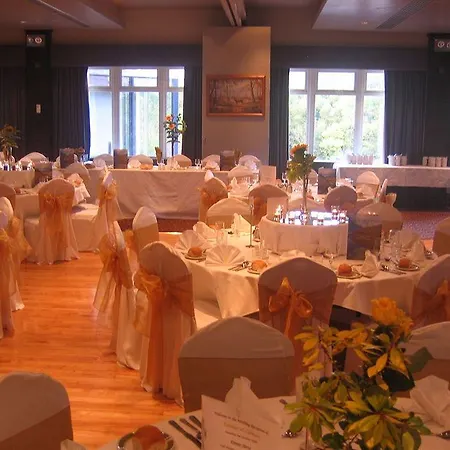 Westlodge & Leisure Centre 4* 반트리