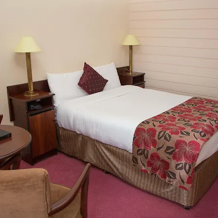 Westlodge & Leisure Centre Hotell