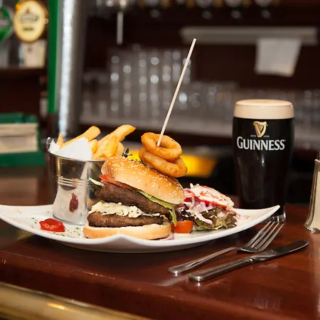 Westlodge & Leisure Centre Hotell Bantry