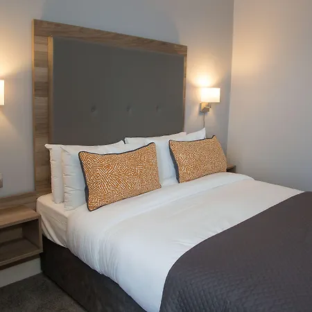 Hotell Westlodge & Leisure Centre 4*