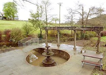 Westlodge & Leisure Centre Hotel 4*