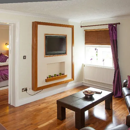 Hotell Westlodge & Leisure Centre 4*