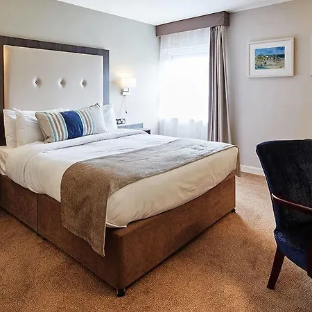 Otel Westlodge & Leisure Centre