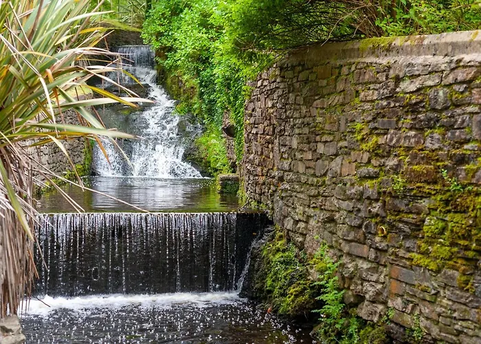 Westlodge & Leisure Centre