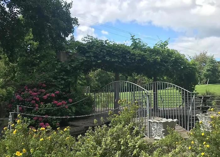 Westlodge & Leisure Centre Отель 4*