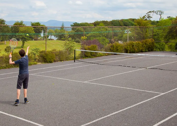 Hotel Westlodge & Leisure Centre 4*