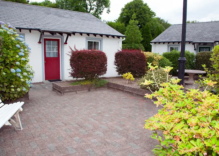 Westlodge & Leisure Centre Hotel 4*