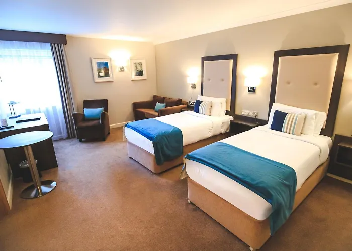 Westlodge & Leisure Centre 4*